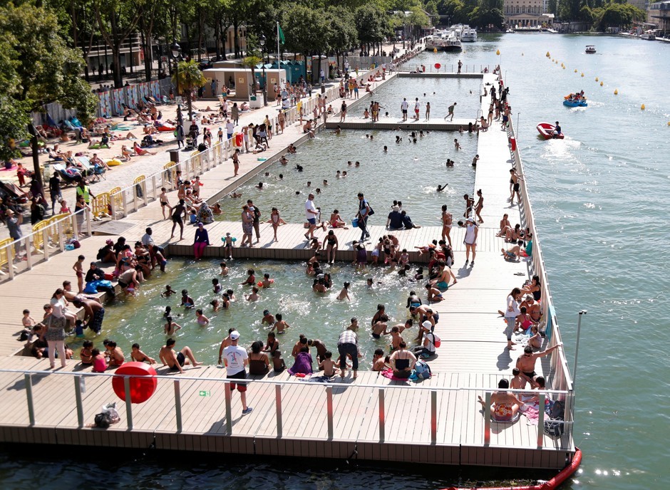Bathing spots at Paris