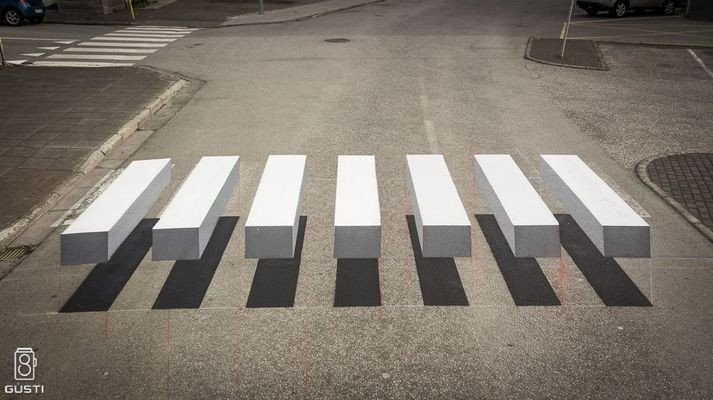 Crosswalks in 3D to reduce car accidents