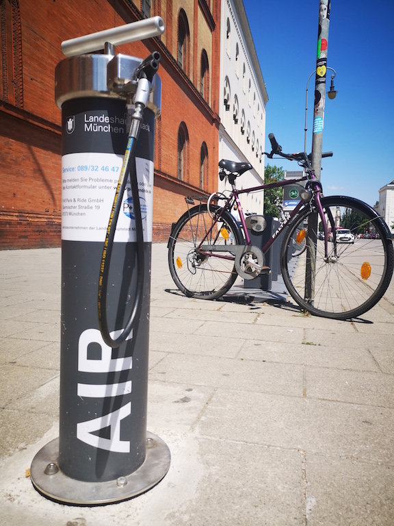 bicycle air pumps and tools for cyclists around the city | The Activist