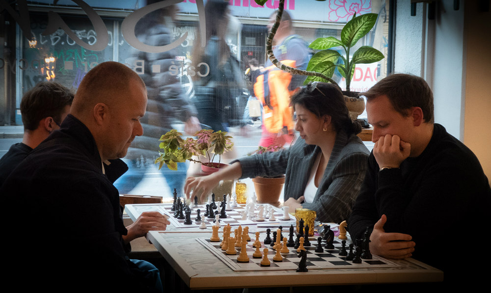 Chess-event-Viennese-coffee-shop