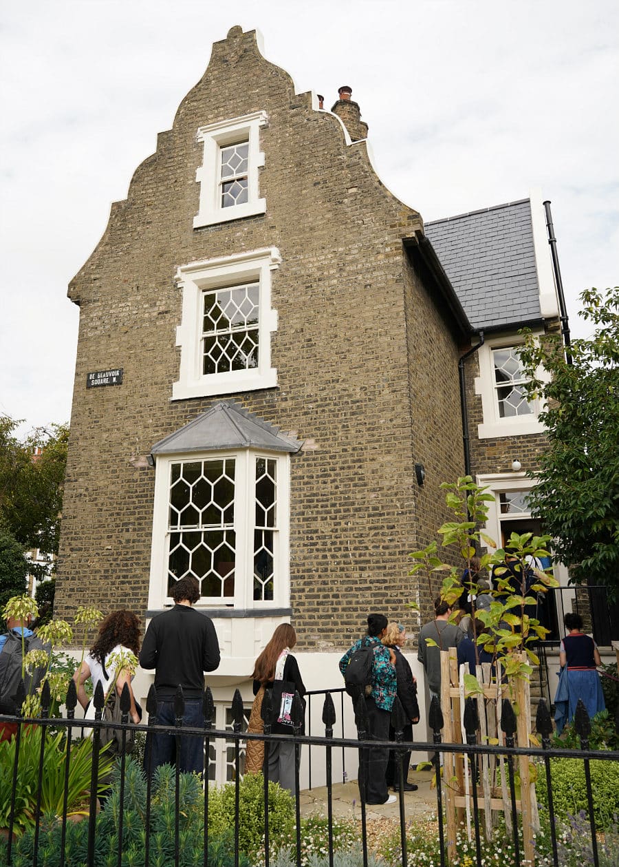 A-Living-Wonderland-house-London