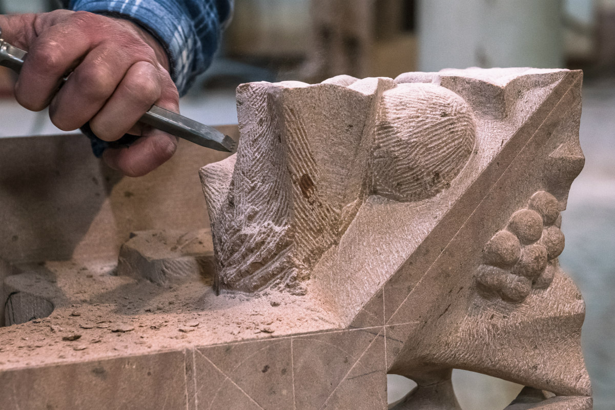 medieval-stonemasonry-handcraft